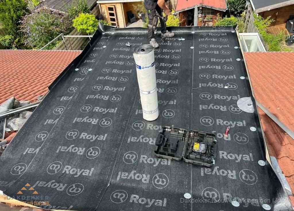 Dakrenovatie met Royal onderdak op plat dak in Nieuwerkerk aan den IJssel
