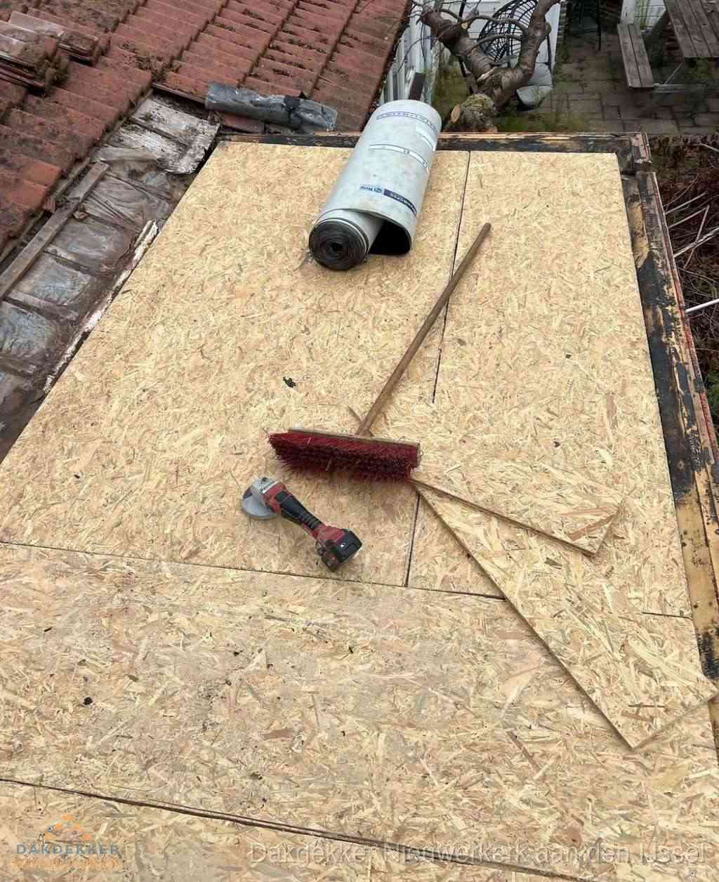 Dakrenovatie afgerond met nieuwe bitumen dakbedekking in Nieuwerkerk aan den IJssel
